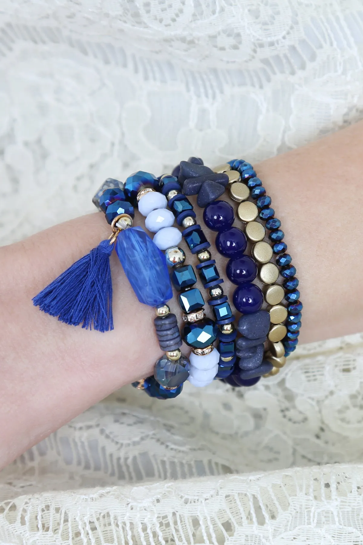 BOHO CHARM TASSEL BRACELET/6PCS