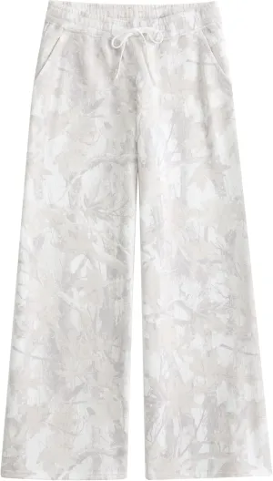 Casual Wide Leg Camo Pants for Women Baggy Elastic High Waist Fleece Sweatpants Maple Leaf Drawstring Lounge Pants