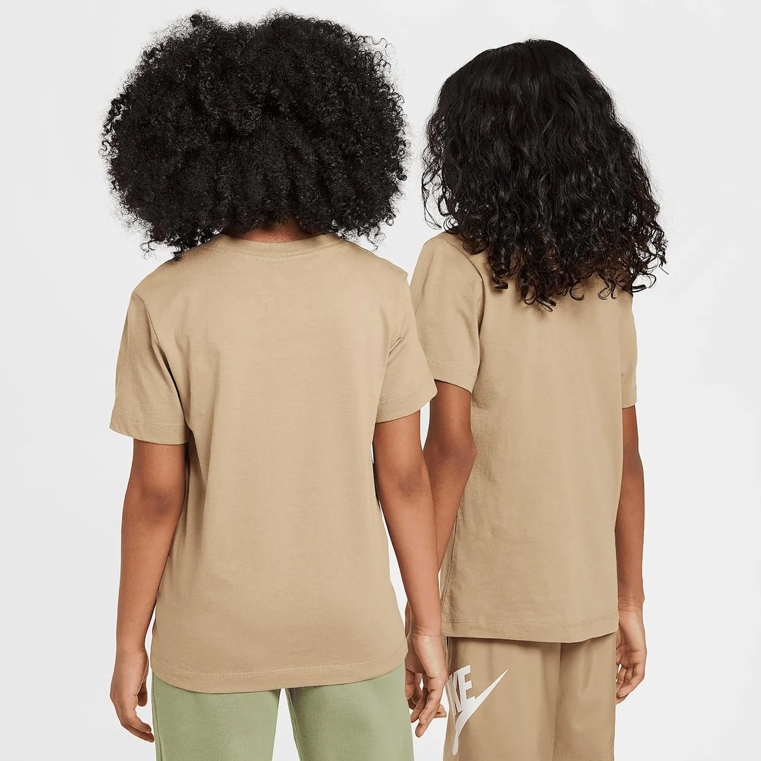 Nike Sportswear Big Kids' T-Shirt (Parachute Beige, FZ5178-297)