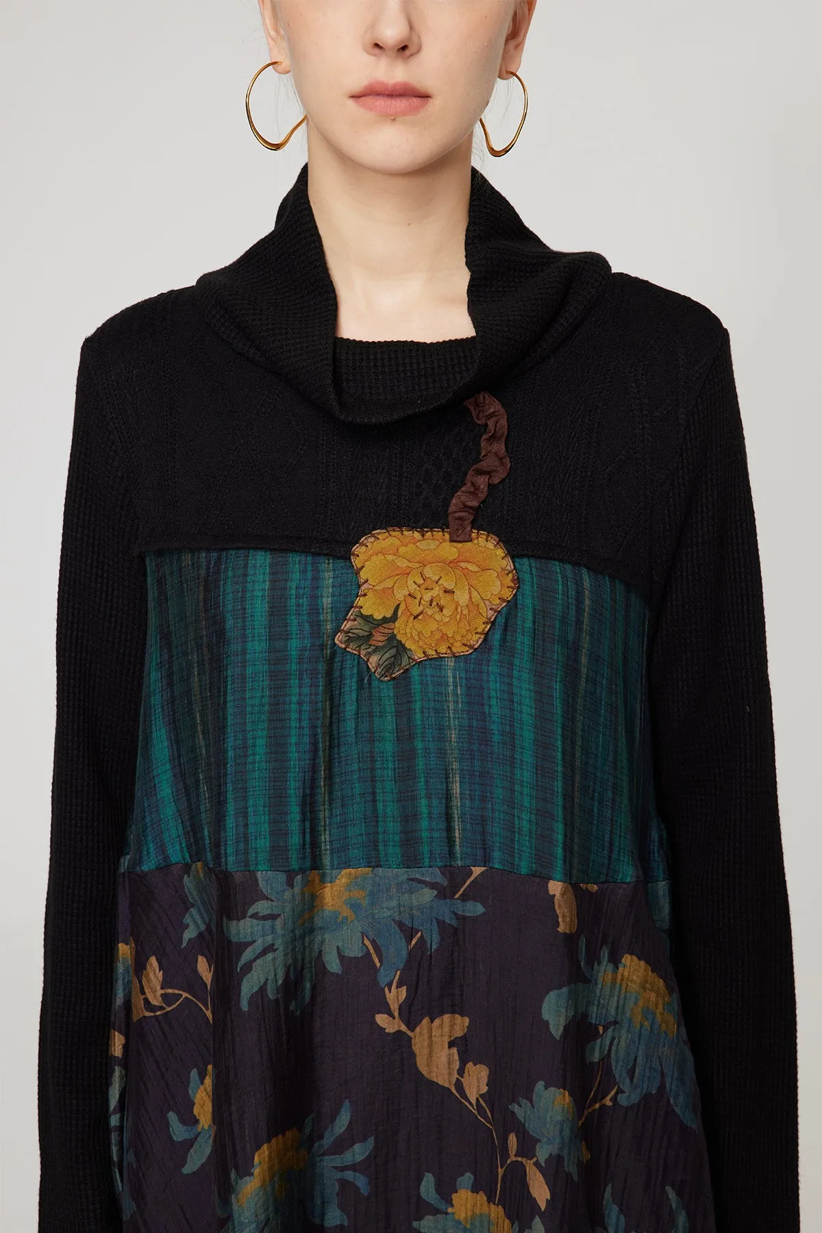Patchwork Embroidered High-Neck Vintage Dress