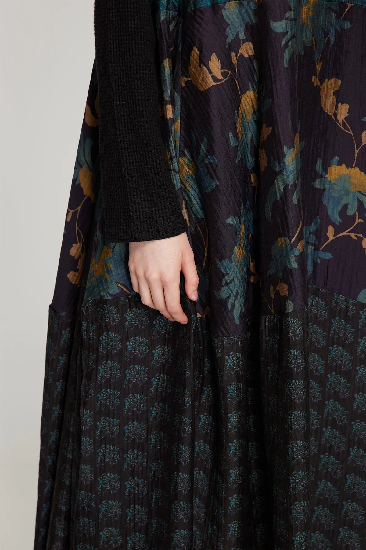 Patchwork Embroidered High-Neck Vintage Dress