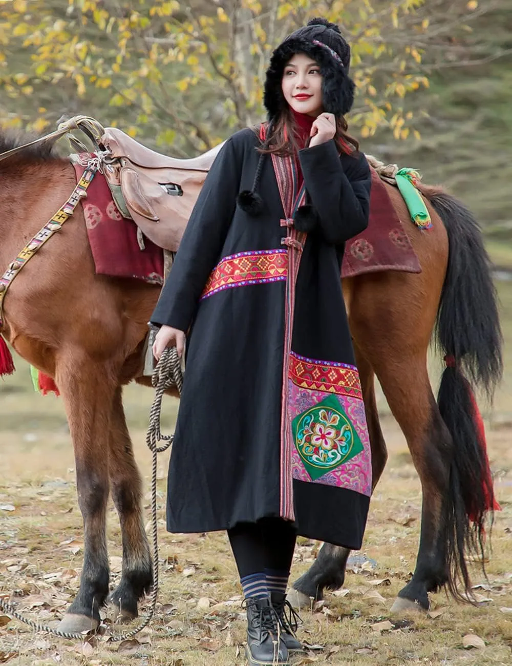 Women's Cotton Linen Thickened Coat Ethnic Embroidered Winter Warm Cotton Padded Parka Coat